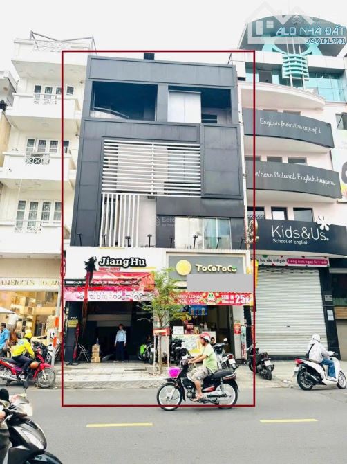 VIP- MẶT TIỀN SƯ VẠN HẠNH- 4M X 20M- HẦM 4 TẦNG- PHƯỜNG 12, QUẬN 10- GIÁ 60 TRIỆU