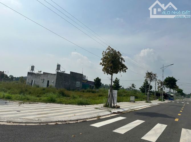 Bán gấp lô đất ở đường số 28 Hòa Long Bà Rịa 133m² sổ sẵn giá 1ty400