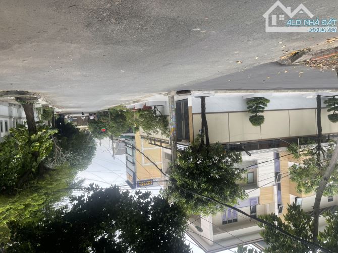 Bán gấp lô biệt thự 8m x 22m khu Côcacola, Linh Trung- ngay ga MeTro - 13.6 tỷ/ 172m2