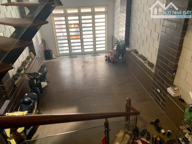 Nhà phố Nguyễn Viết Xuân – TX! Chỉ 11tỷ3 - OTO - 47.5m2 mặt tiền 4m!
