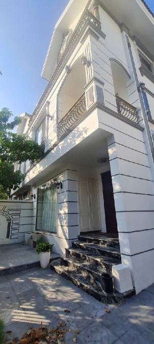 Bán biệt thự Làng việt Kiều Lô Góc 133,6 -252,5m giá từ 40 tỷ