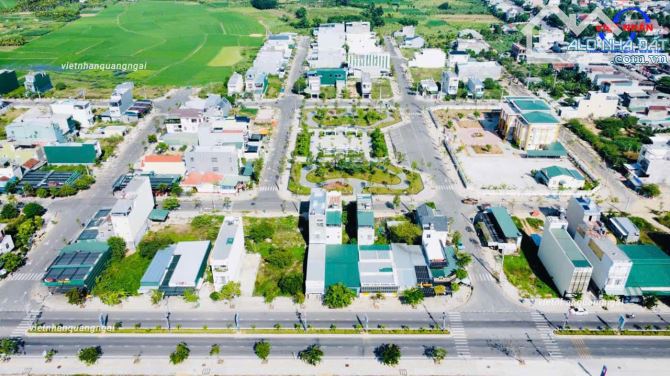 Bán đất Khu dân cư Thạch Bích - Lô đất mặt tiền đối diện Ủy ban tịnh ấn tây