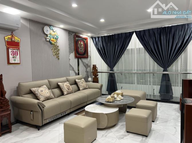 VIP KIM NGƯU, LÔ GÓC, Ô TÔ, 7 TẦNG THANG MÁY, NỘI THẤT, KINH DOANH ĐỈNH 62M GIÁ 20,5 TỶ LH