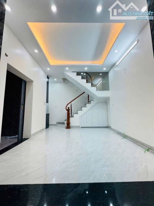 Cho thuê nhà riêng Trương Định Hai Bà Trưng 40m2