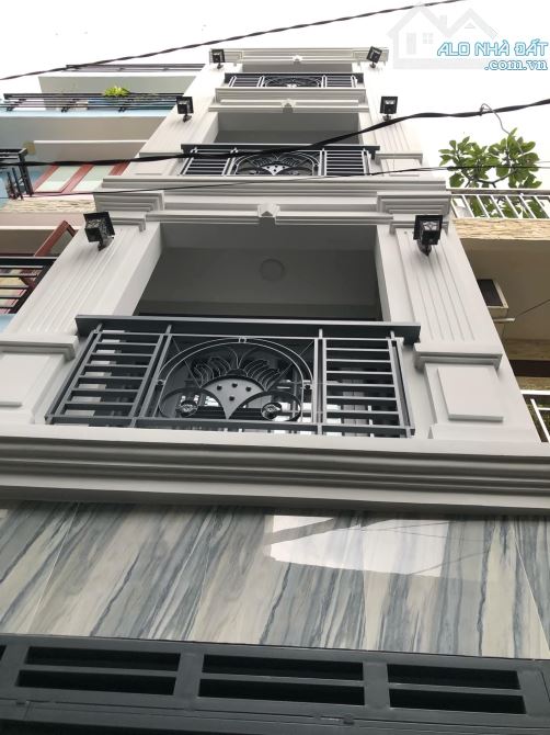 Bán nhà Phan Tây hồ Phú nhuận - 4 tầng - full nội thất - 8,2 tỷ.