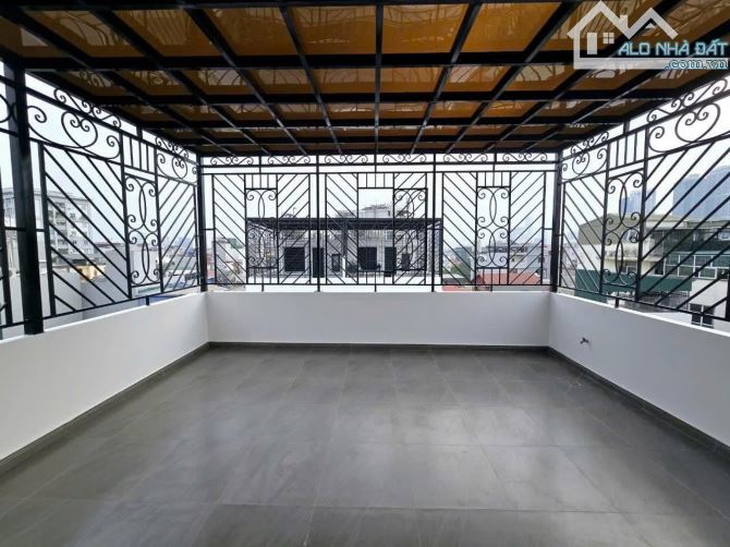 PHÂN LÔ NGUYỄN PHONG SẮC, 50M2*5.5M*8T THANG MÁY, GARA OTO, NGÕ THÔNG KINH DOANH, 21 TỶ - 10