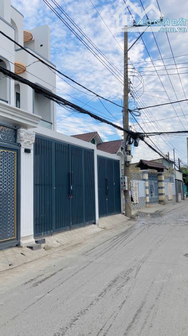 ✅ Bán Đất P. Bửu Hòa Gần Trường Ngô Gia Tự DT 74m2 Chỉ 2,4 Tỷ - 1