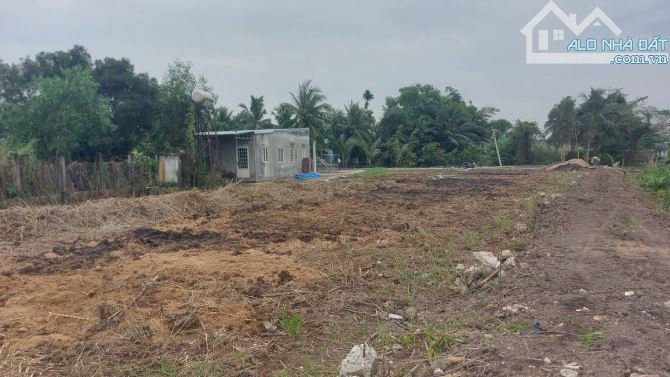 BÁN LÔ ĐẤT VƯỜN 500M2- GIÁ ĐẦU TƯ- GẦN HÓC MÔN - GỌI CHO EM CHỐT CỌC - 1
