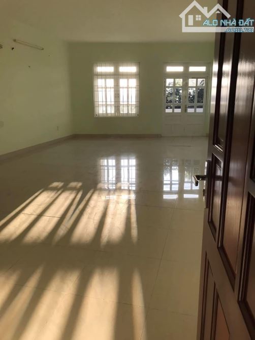 BÁN NHÀ 2 TẦNG  MT – PHÙNG VĂN CUNG, PHÚ NHUẬN DTSD: (60m2) Giá: 4 tỷ 950