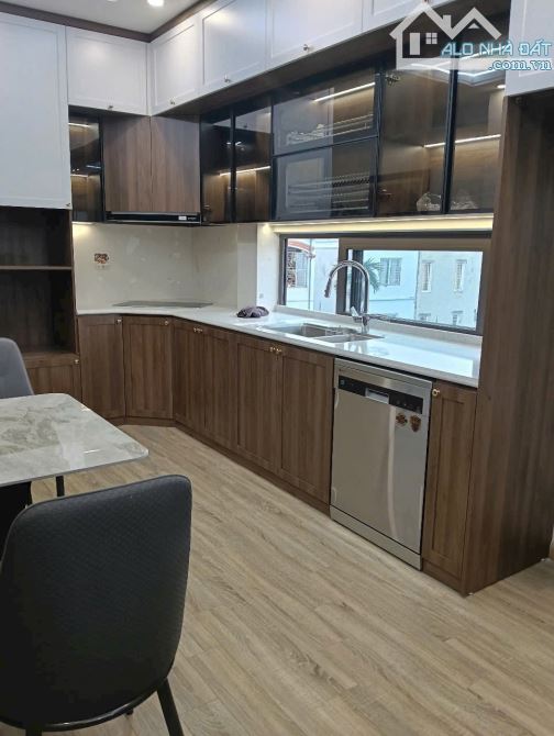 Bán nhà siêu víp Bồ Đề- Long Biên ,thiết kế đẳng cấp, gara, nhỉnh 14 tỷ - 1