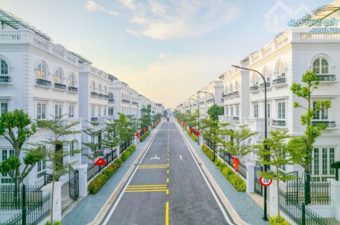 Cần bán gấp Biệt thự có hầm Avenue Garden Bắc Từ Liêm, Hà Nội - 1