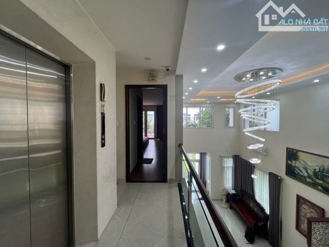 BIỆT THỰ SÂN VƯỜN VILLA PARK, NỞ HẬU, DIỆN TÍCH 322M2, PHÚ HỮU, Q9 - 1