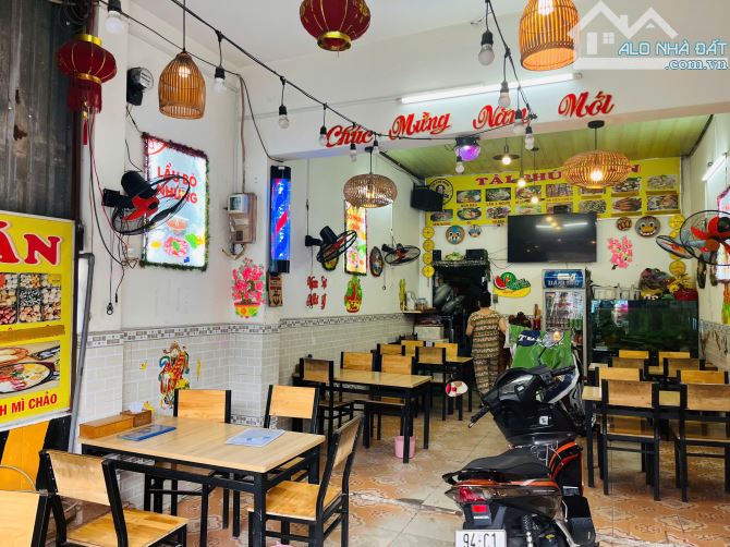 137m2, 6m x 22m mặt tiền ĐƯỜNG Phạm thị Hy gồm 1 mặt bằng kinh doanh Bún Đậu và 4 phòng ch - 1