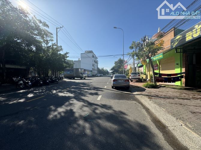 Bán lô đất 270m2 mặt tiền đường Đào Tấn, phường phú thuỷ, tp Phan thiết - 1