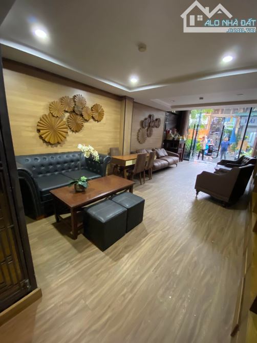 NHÀ 68M2*4T PHAN ĐÌNH GIÓT, 3 MẶT THOÁNG, GARA - 1