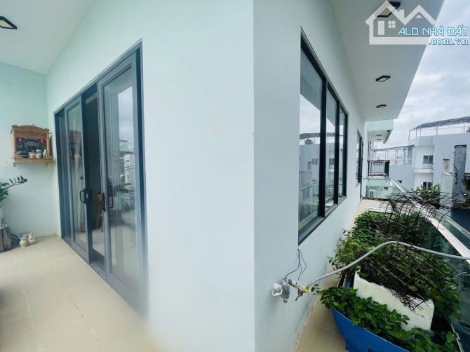 💥 Mặt Tiền Nguyễn Tri Phương, 230m², Nhà 3 Tầng + Tum, Kinh Doanh Sầm Uất 💥 - 2