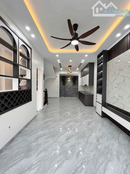 🏡 Bán Biệt Thự 3 Tầng Tân Cổ Điển - Đẳng Cấp, Độc Lập, Gần Chợ Lương Quán, Nam Sơn 💎 - 2