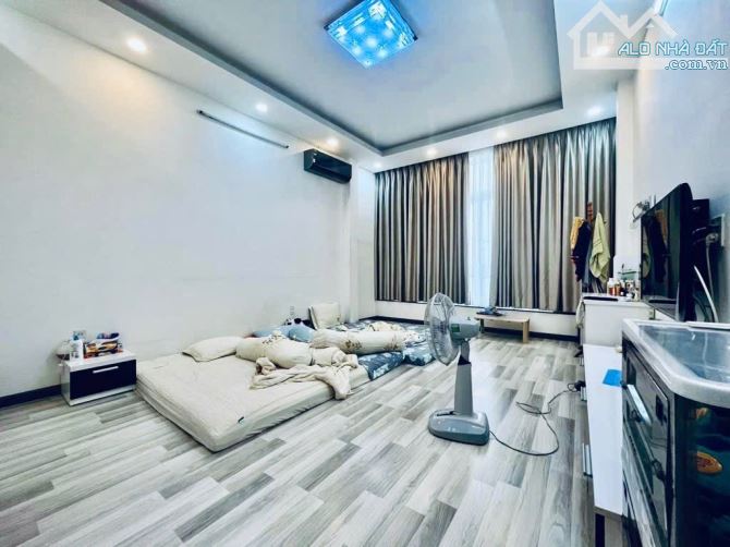 NHÀ YÊN THẾ, CỬU LONG, LAM SƠN - VIP SÂN BAY - 66M2, 4 TẦNG, XE NGỦ NHÀ, Ở NGAY - HƠN 13Tỷ - 2