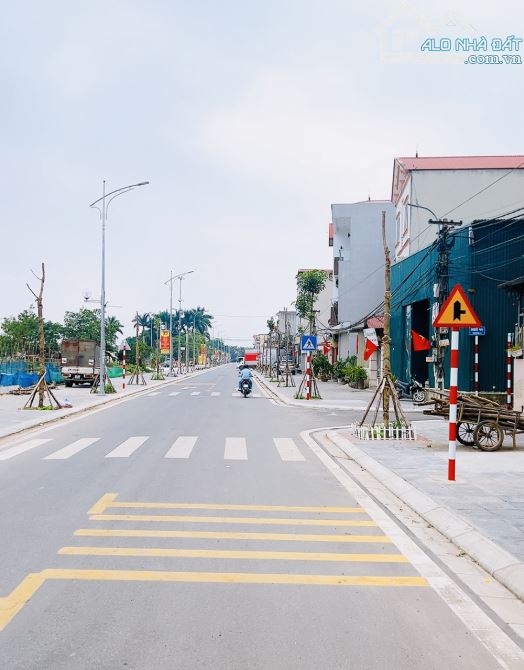 Hoa hậu phân lô ngõ thông ô tô tránh nhau Võng La Đông Anh 245m zá rẻ - 2