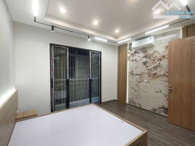 Bán nhà 30m2*5T, Lê Trọng Tấn, Thanh Xuân, Giá 6,8 tỷ, Phân Lô Quân Đội - 2