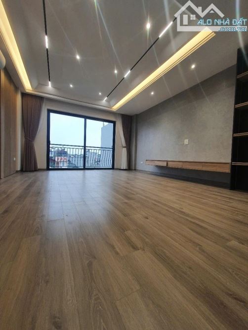 BÁN NHÀ PHỐ TRẠM 40M2, 6 TẦNG THANG MÁY, Ô TÔ VÀO NHÀ, CÁCH MẶT PHỐ 20M, FULL NỘI THẤT - 2