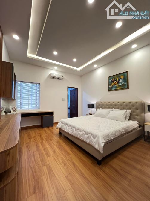 RẤT THIỆN CHÍ ! Biệt thự Võ Duy Ninh, 4 Tấm nội thất đẳng cấp Giá bán 23 tỷ thương lượng - 2