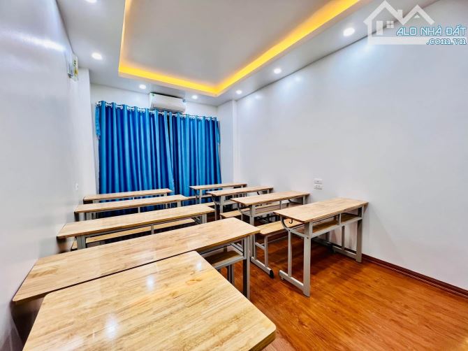 Ngay Giáp Ngoại Giao Đoàn Xuân La - XĐ - Tây Hồ  38M x 5 Tầng Giá 7 Tỷ hơn - Vài Bước Ô Tô - 2