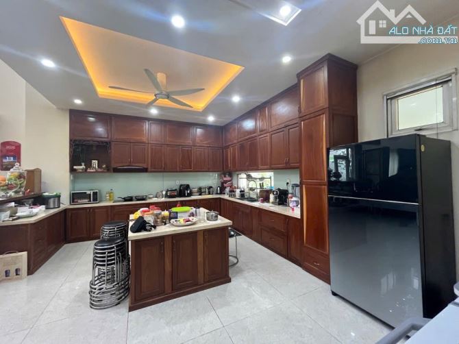 BIỆT THỰ SÂN VƯỜN VILLA PARK, NỞ HẬU, DIỆN TÍCH 322M2, PHÚ HỮU, Q9 - 2