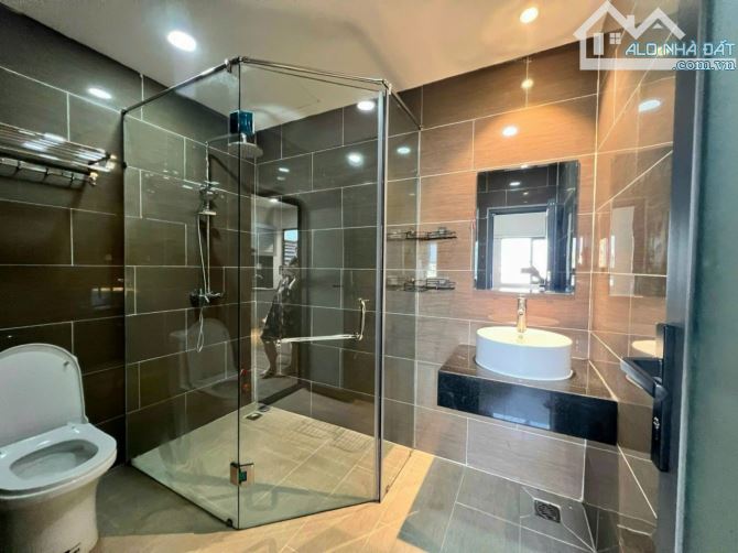Cần bán 39 CHDV Cao cấp Bình Thạnh Nơ Trang Long khoán 300 tr/tháng giá 48 tỷ TL - 7
