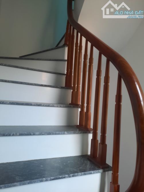 Bán nhà Quang Tiến, diện tích 35m, 5 tầng, 5.5 tỷ. Ngõ thông, oto đỗ cổng. - 3