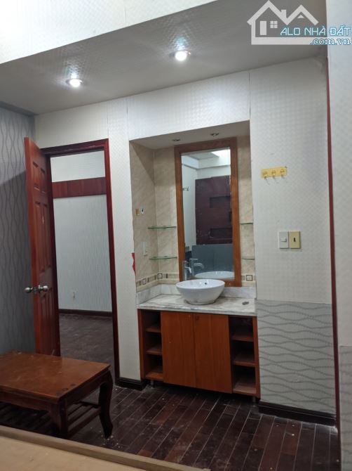 C/c Sacomreal Hòa Bình, Tân Phú: 90m2,3p ngủ, 2wc,Nt,9.5tr/th - 3