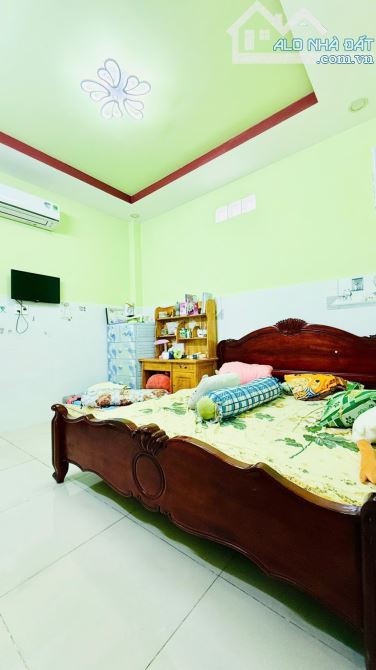 QUẬN 12, ĐƯỜNG BÙI VĂN NGỮ , CẦN BÁN NHÀ 2TẦNG, DT 96M2  . - 2
