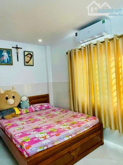 Hẻm ô tô thông, 3 tầng(4,4x13,4), 59m2, Thống Nhất P16 Gò Vấp, chỉ 5.4 tỷ - 3