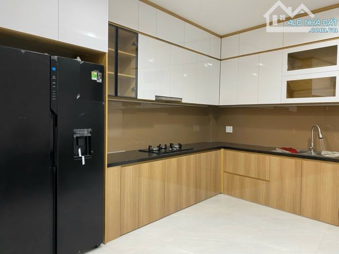 Mặt tiền Phú Nhuận, 70m2, chỉ hơn 12tỷ - 3