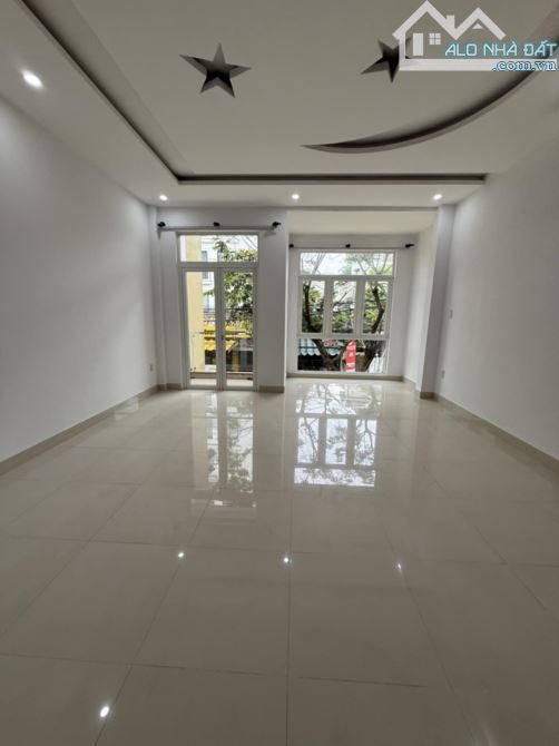 Nhà 3 tầng mặt tiền đường Châu Thị Vĩnh tế - 3