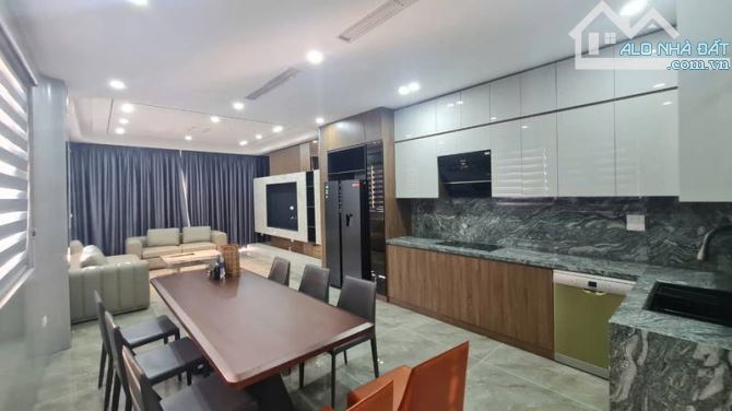 CHÍNH CHỦ BÁN NHÀ NGUYỄN VĂN CỪ - LONG BIÊN - HÀ NỘI : 72m2 - 6 TẦNG THANG MÁY - 3