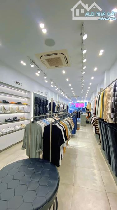 Bán nhà mặt phố Chùa Bộc, Đống Đa 110m2, 5 tầng, siêu kinh doanh, chỉ 59 tỷ. - 4