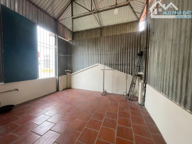 Đỉnh chóp! 
Bán nhà THÁI THỊNH - YÊN LÃNG, 30m2, 6 tỷ, Nhà đẹp, Ngõ ô tô, Kinh doanh đỉnh - 4