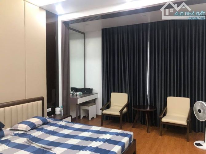 Nhà phố Nguyễn Viết Xuân – TX! Chỉ 11tỷ3 - OTO - 47.5m2 mặt tiền 4m! - 4