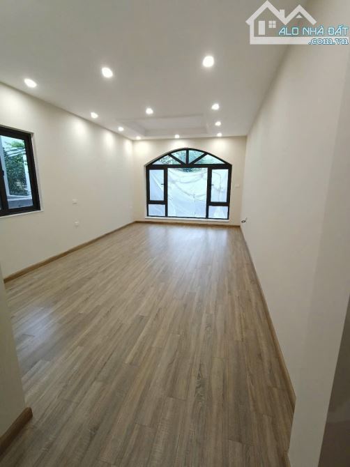 Bán nhà siêu víp Bồ Đề- Long Biên ,thiết kế đẳng cấp, gara, nhỉnh 14 tỷ - 4