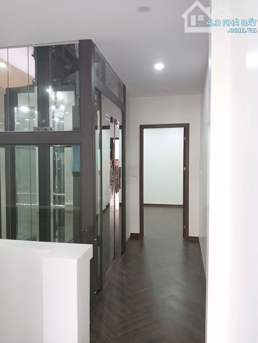 Bán nhà Hoàng Văn Thụ, Hoàng Mai, 65m2, 5 tầng, thang máy, full nội thất, 10.8 tỷ - 5