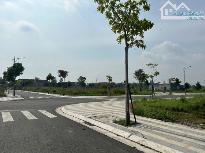 Bán gấp lô đất ở đường số 28 Hòa Long Bà Rịa 133m² sổ sẵn giá 1ty400 - 5