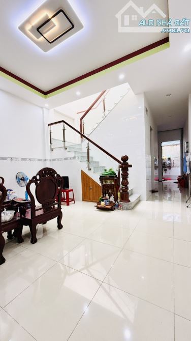 QUẬN 12, ĐƯỜNG BÙI VĂN NGỮ , CẦN BÁN NHÀ 2TẦNG, DT 96M2  . - 4