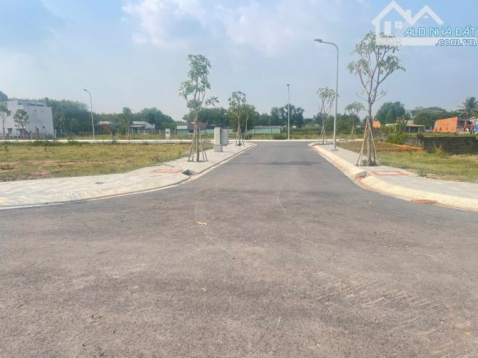 Bán gấp lô đất đường Cây Da đổi diện DA VinGroup 100m2 giá chỉ 2 tỷ sổ sẵn xây tự do - 5