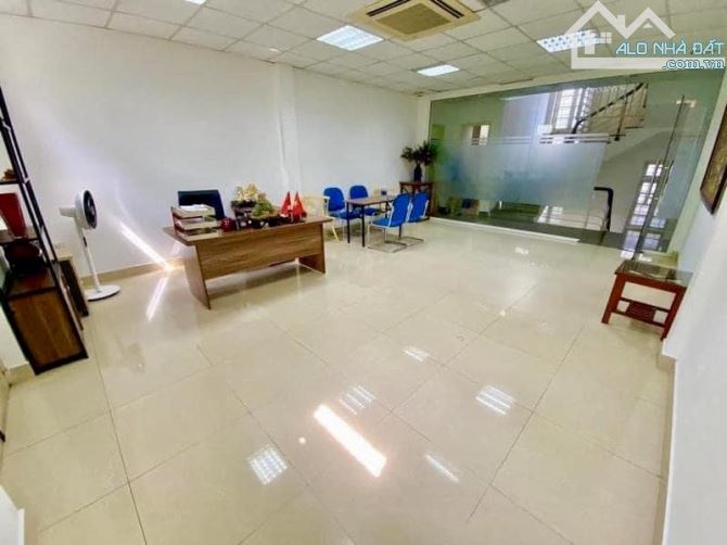 MẶT PHỐ HOÀNG CẦU. VỊ TRÍ VÀNG, SIÊU ĐẦU TƯ. DT 211M2, 5 TẦNG, MT 13M GIÁ 88 TỶ - 5