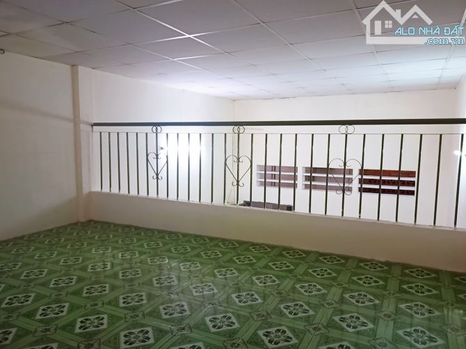 Hòa Bình Tân Phú - Gần Đầm Sen - Gần 40m2 - Nhà Mới Hẻm Rộng - 2 tầng, 2 pn. - 6