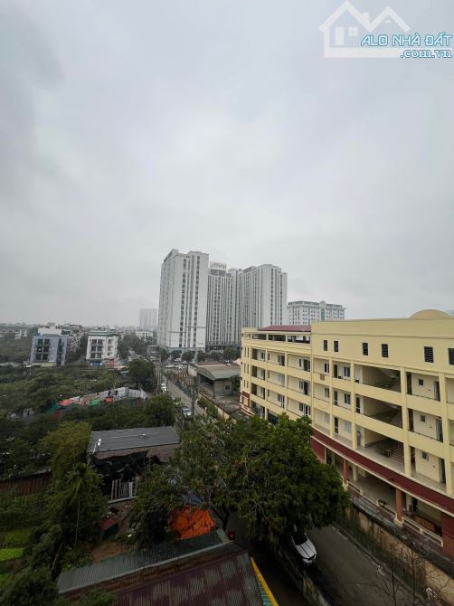 Metro Nhổn! Sẵn Nhà 5 Tầng, Lô Góc, Thoáng Sáng, ô tô đỗ cửa, Nhỉnh 7 tỷ - 6