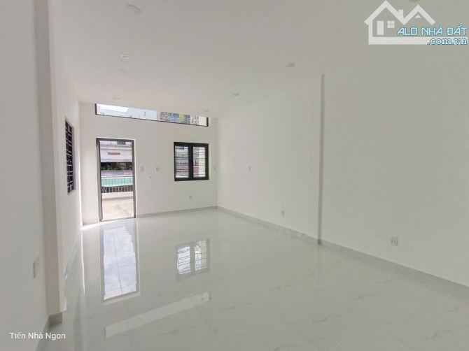 Bán Nhà Mặt Tiền Số: 193 Lê Văn Sỹ, Phường 14, Quận Phú Nhuận. DT: 94,8m2 - 4 Tầng. - 6