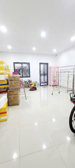 84M2 - Đường 10M Thông Kinh Doanh - 4 Tầng BTCT - Ngay Chợ Căn Cứ - 6