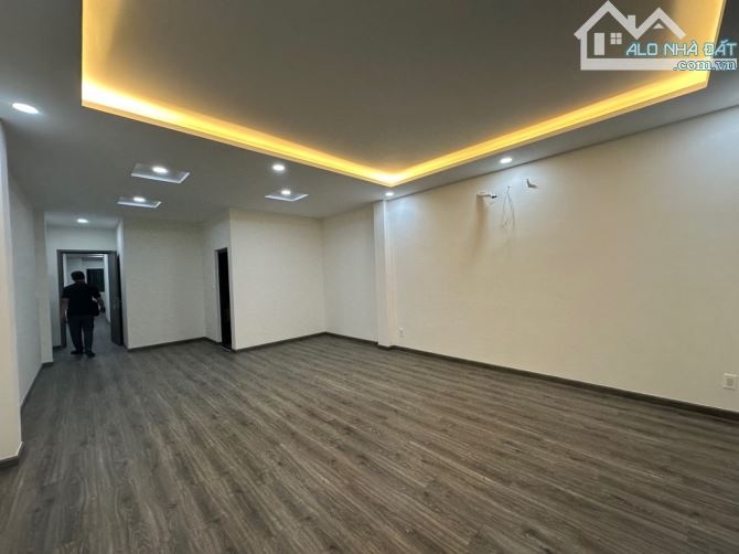 HẺM 7M KINH DOANH - 7 TẦNG - 130M2 - CÓ HẦM - THANG MÁY 1,6 TẤN - GẦN CV LÀNG HOA - 7